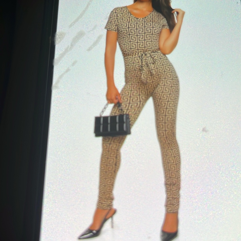Tan & Black Geometric Print Tie Waist Belted Jumpsuit